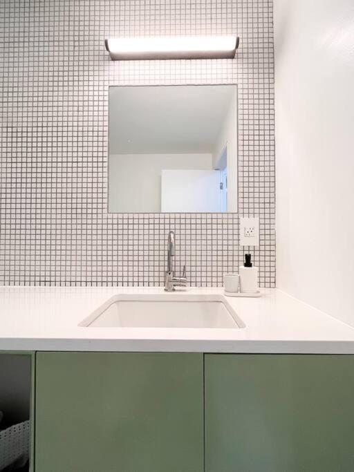 Apartamento New Cozy Modern Minimalist In Brooklyn At Rem-casa