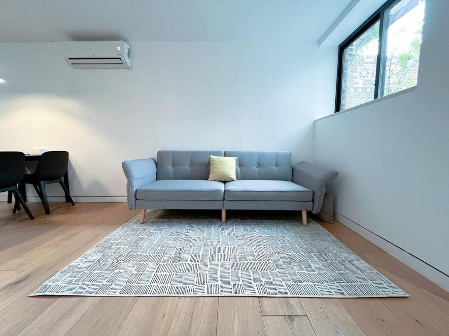 Apartamento New Cozy Modern Minimalist In Brooklyn At Rem-casa *